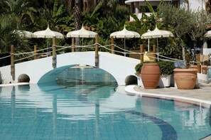 Outdoor pool, a rooftop pool, pool loungers