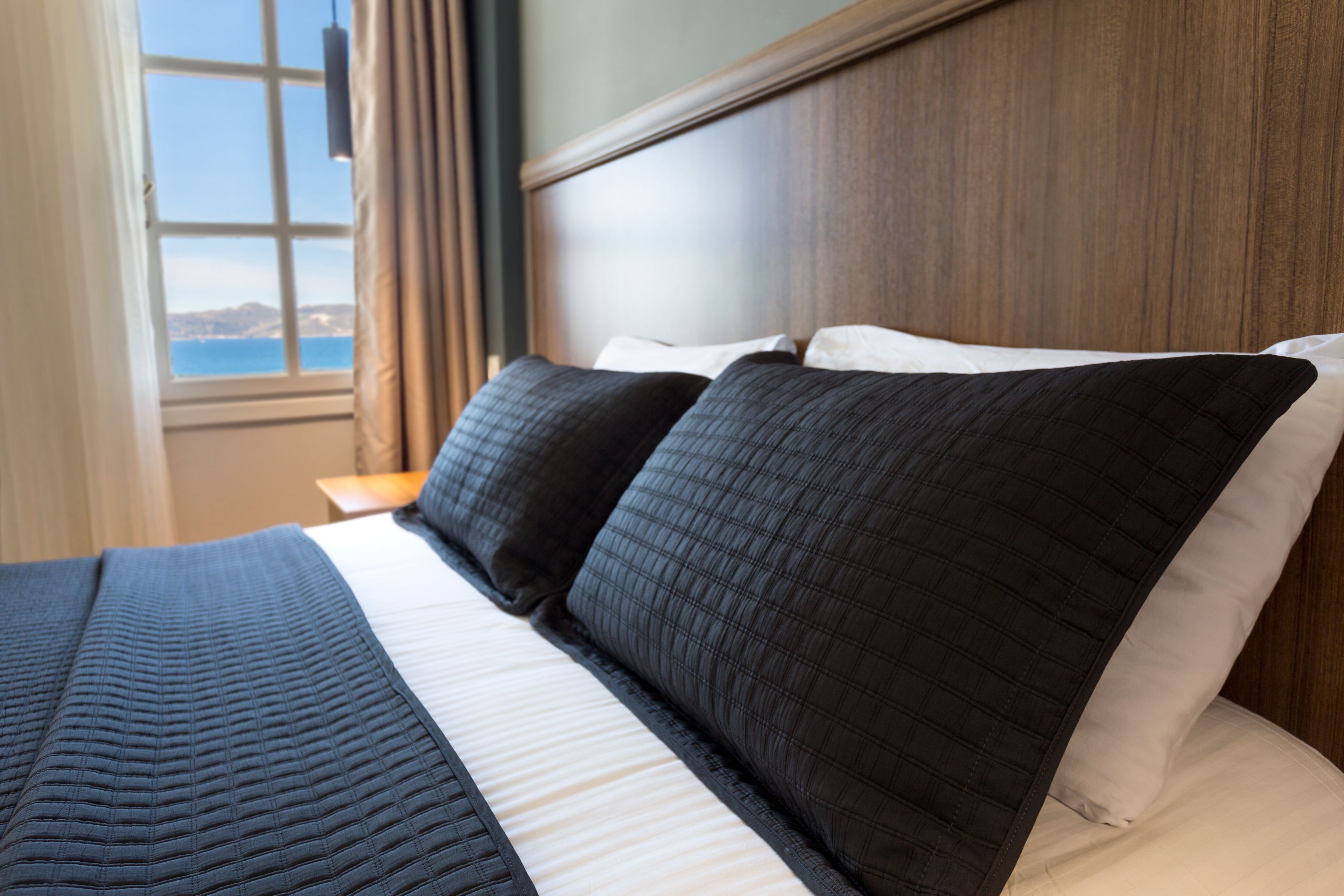 standard room, sea view | egyptian cotton sheets, premium bedding, minibar, in-room safe