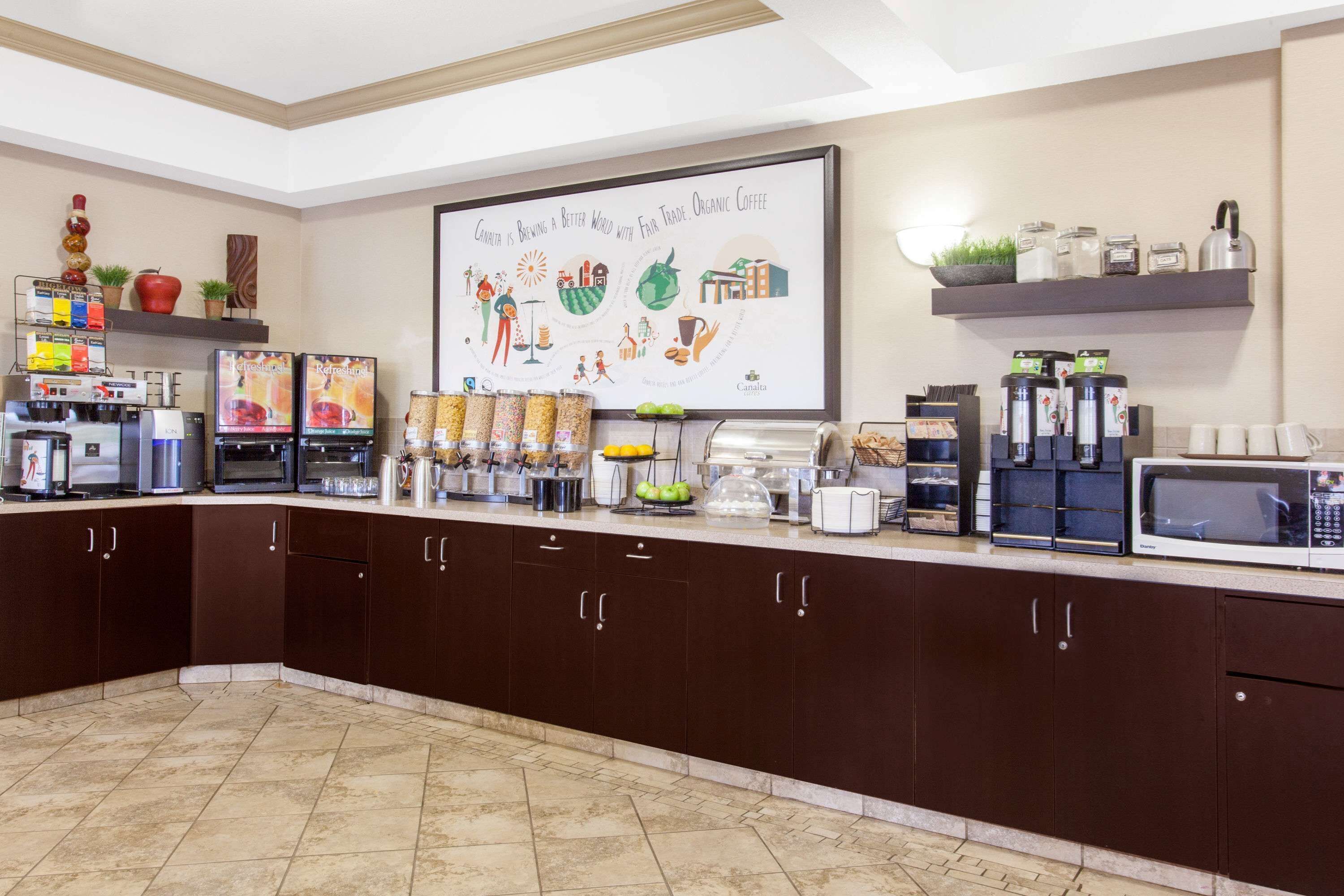 free daily on-the-go breakfast