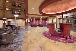 Coin salon dans le hall