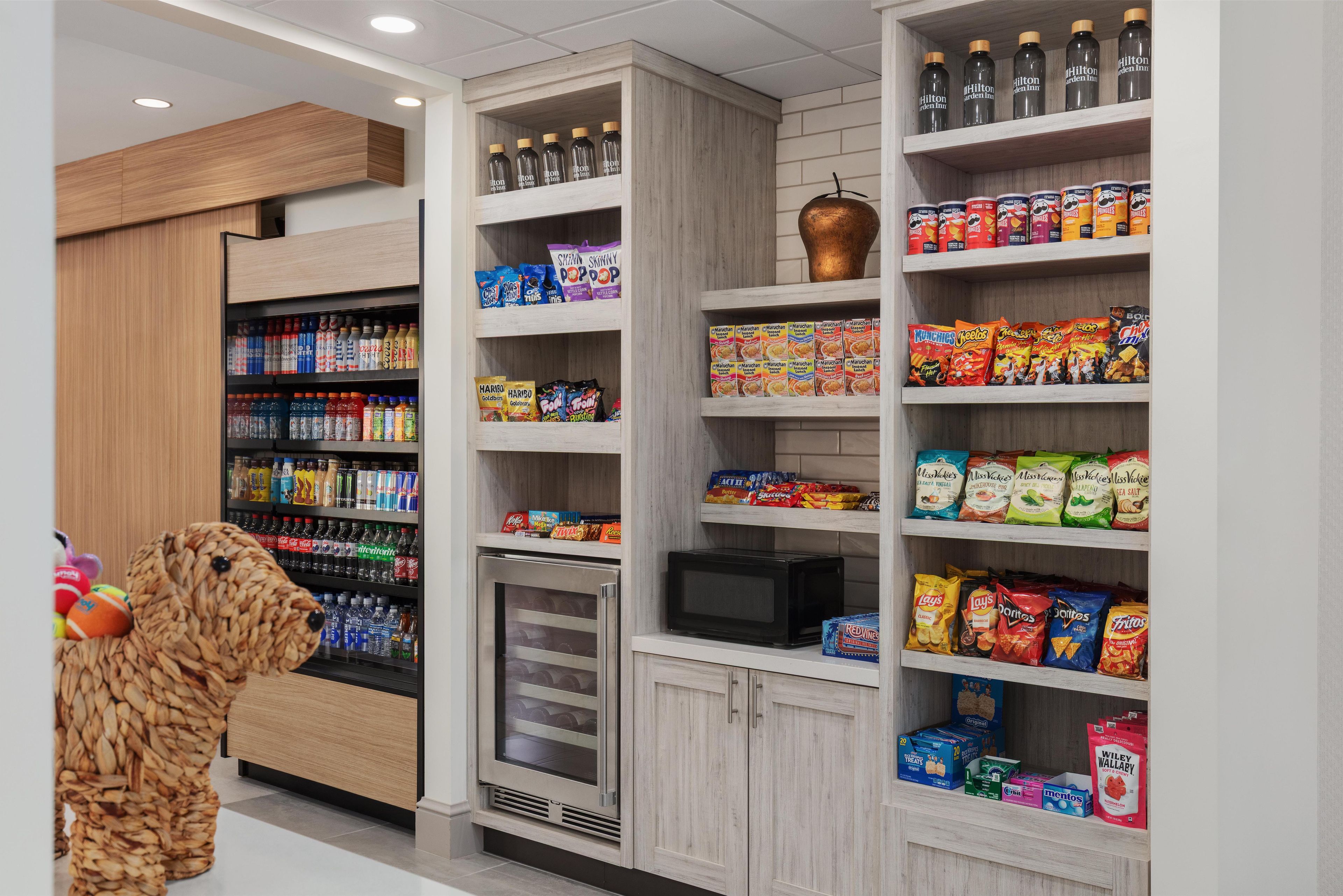 Snack bar