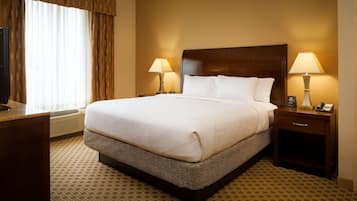 Hypo-allergenic bedding, memory foam beds, in-room safe, desk