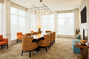 Lobby - Hilton Garden Inn Cincinnati Blue Ash (Cincinnati)