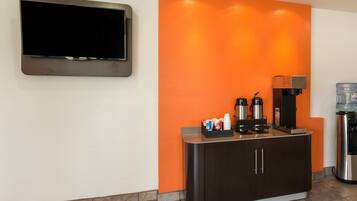 Desayuno para llevar gratuito y diario