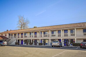 Front of property - Motel 6 Marysville, CA (Marysville)