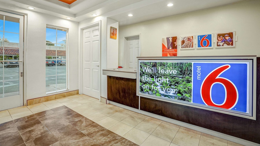 Motel 6 Marysville, CA