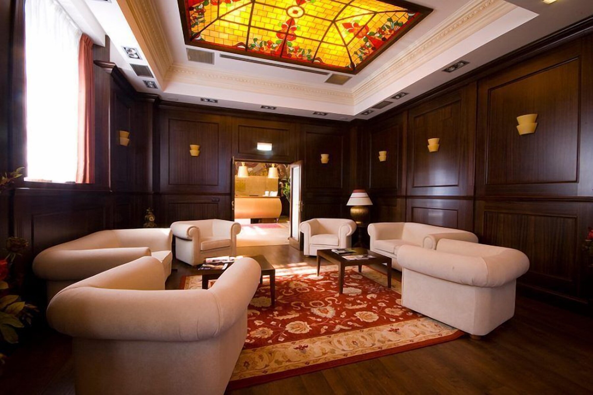4 Star Hotels