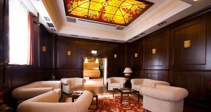 Palacio de La Magdalena Hotel