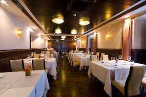 Daily buffet breakfast (EUR 12 per person)