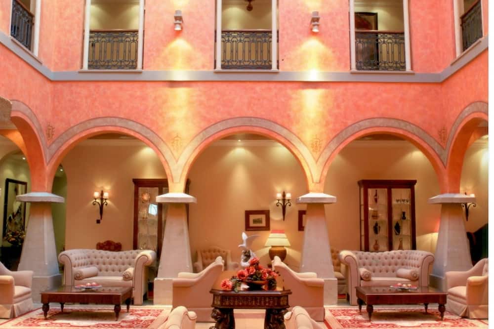 Palacio de La Magdalena Hotel