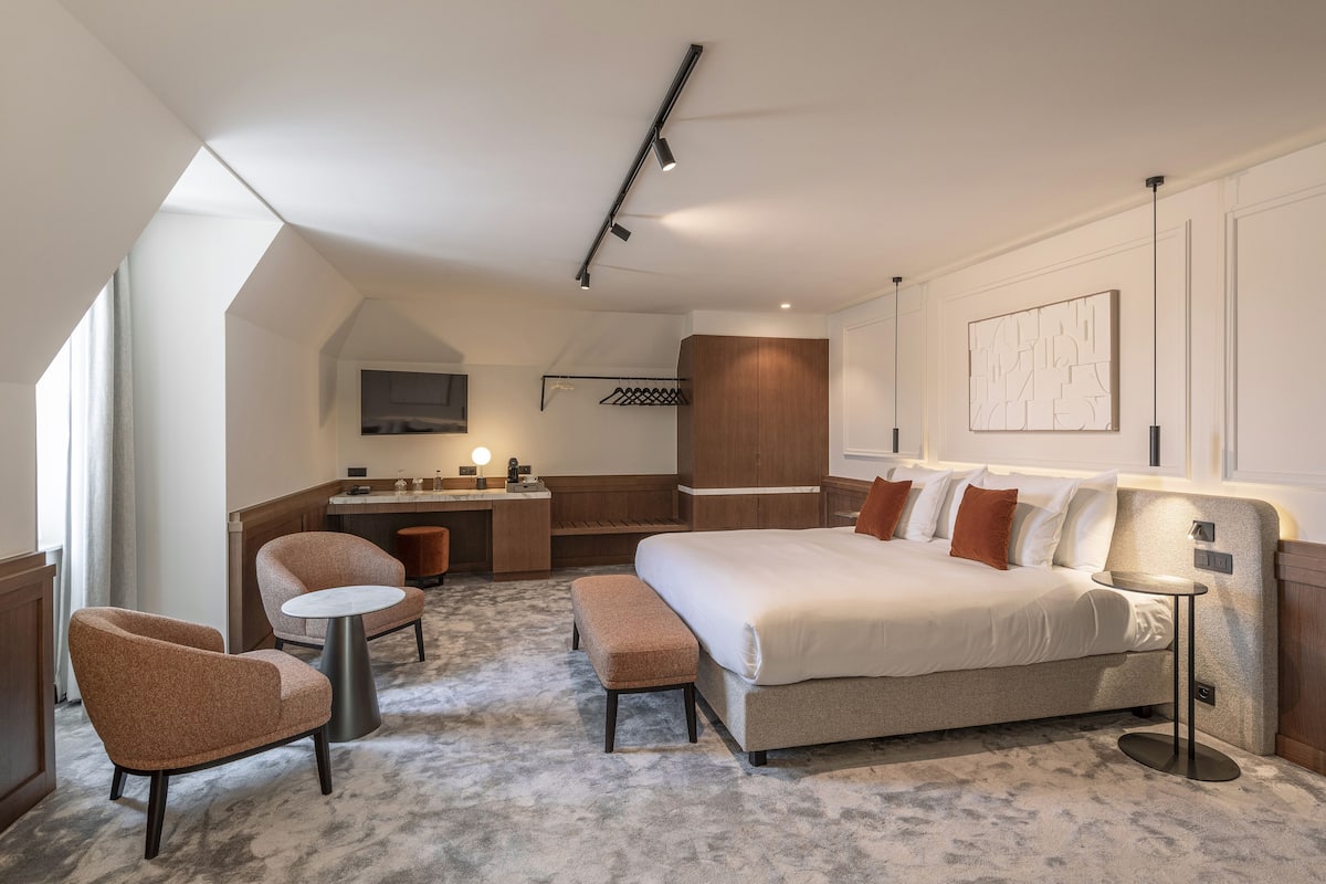 Pavilion Junior Suite | 1 habitación, ropa de cama de alta calidad y minibar