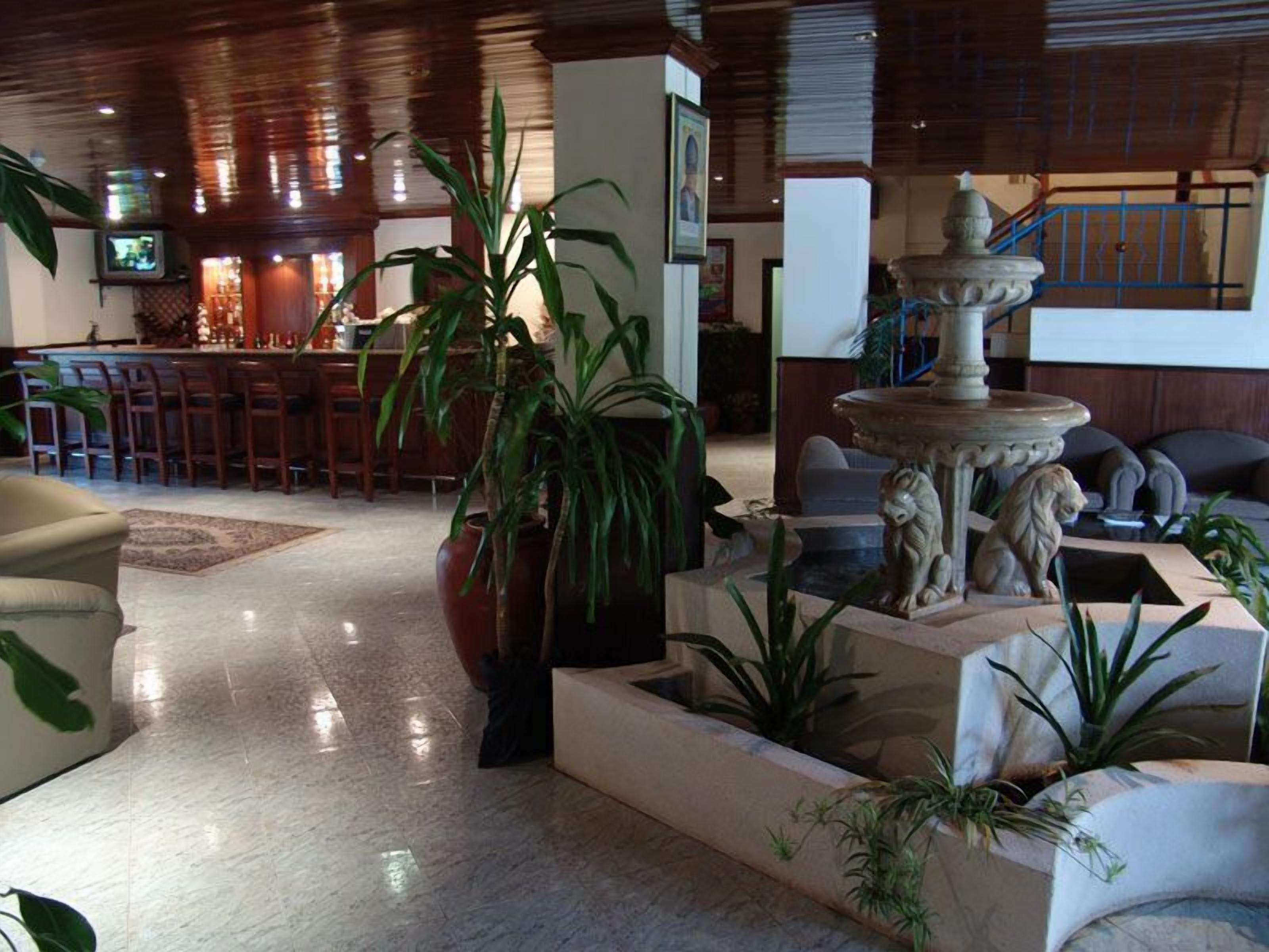 Photo - La Mada Hotel