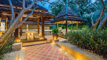 Royal Suite, Garden View | NÀkymÀ huoneesta