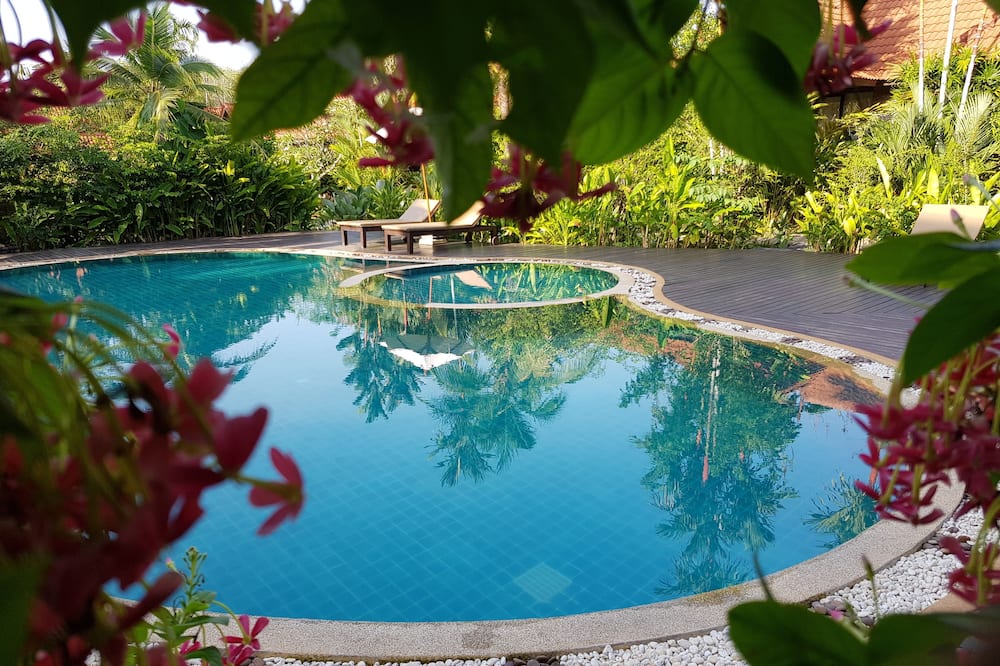 Tropicana Lanta Resort
