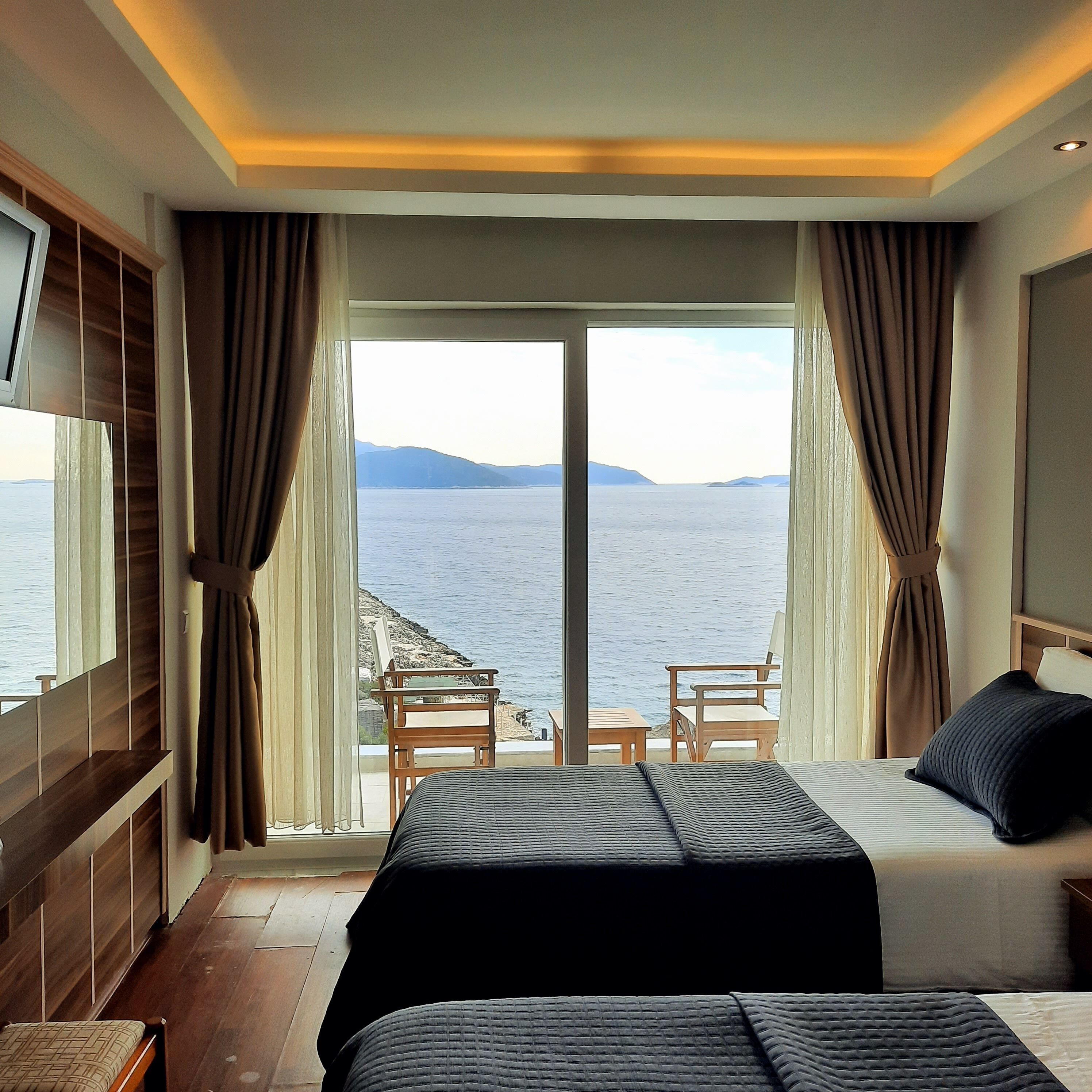 standard twin room, 2 single beds, sea view | 1 bedroom, minibar, free wifi