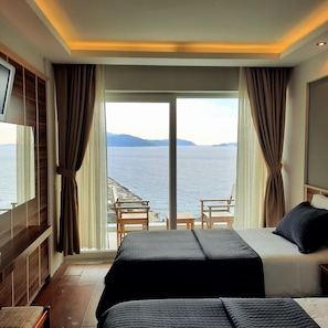 标准双床房, 2 张单人床, 海景 | 迷你吧、免费 WiFi