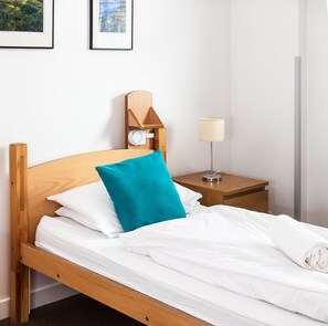 Free WiFi, bed sheets