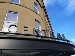 Exterior detail - Edinburgh Central Youth Hostel (Edinburgh)