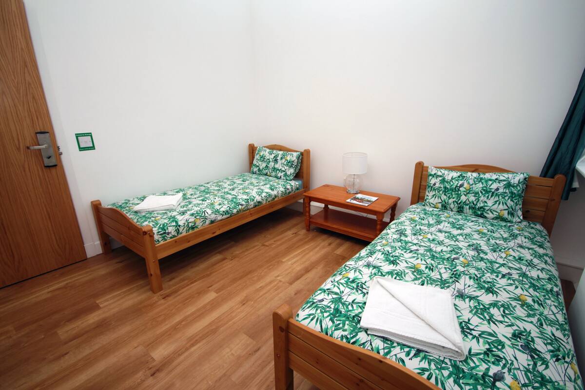 Zweibettzimmer, mit Bad