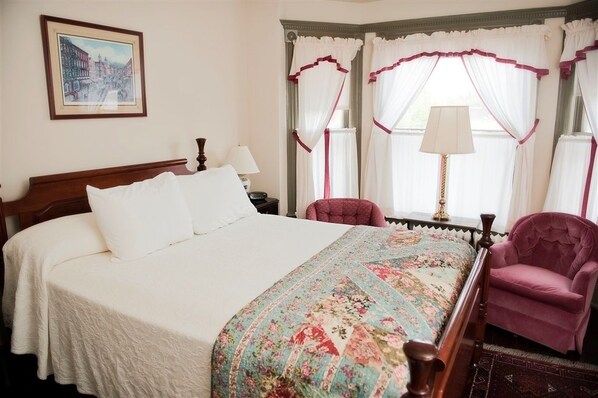 Standard Room, 1 Queen Bed
