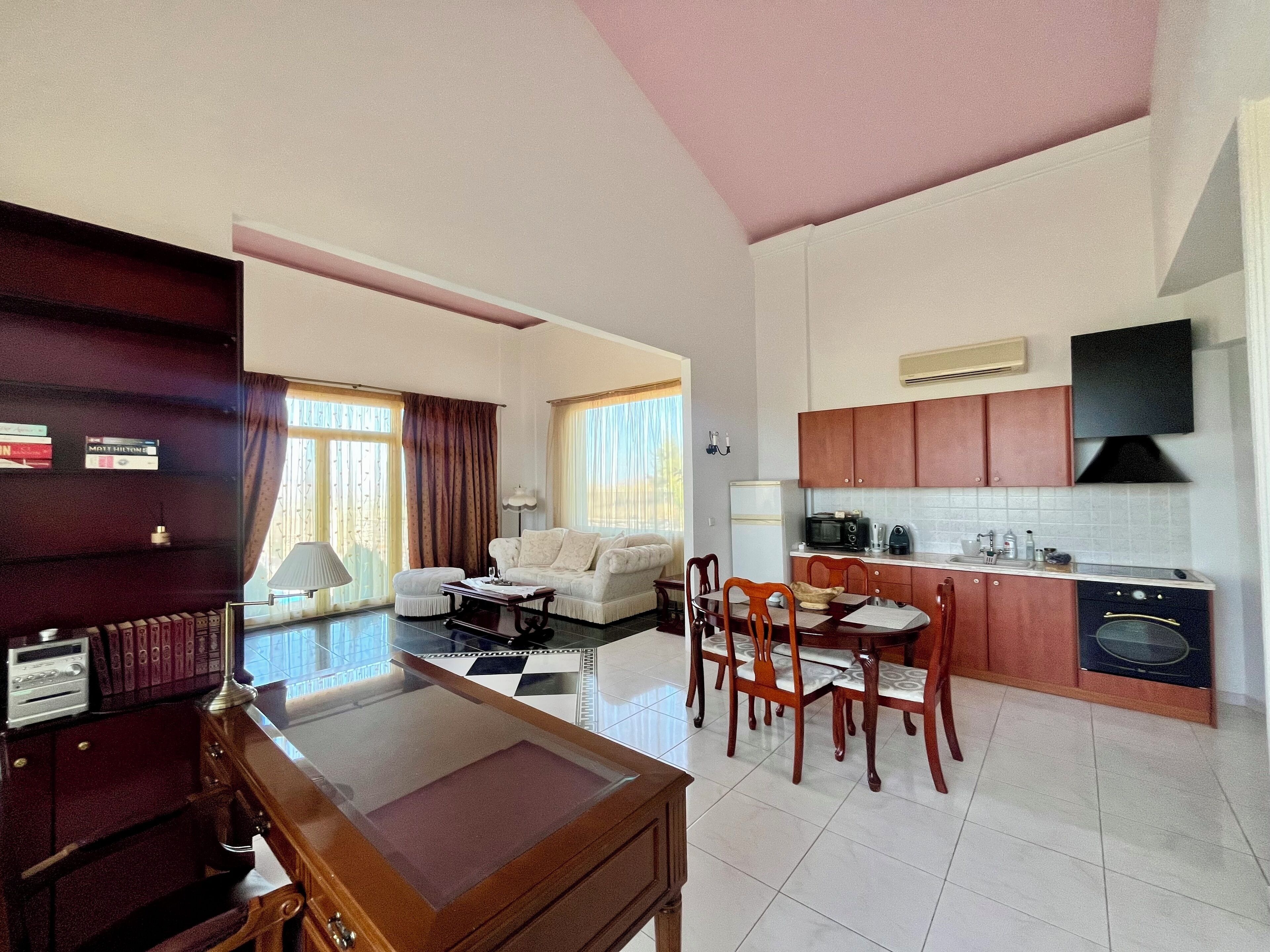 Prince Suite - Inclusive Experience | Literie de qualité supérieure, minibar, coffres-forts dans les chambres