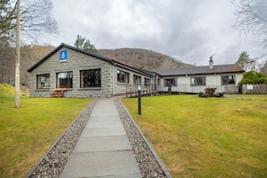 Front of property - Aviemore Youth Hostel (Aviemore)
