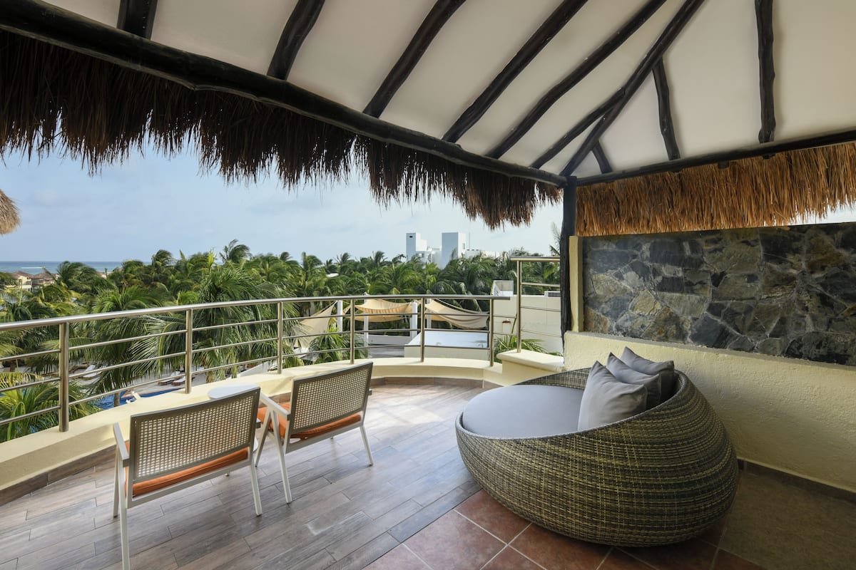 HONEYMOON SUITE | 1 kamar tidur, minibar gratis, brankas, dan meja kerja