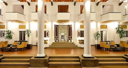 Cinnamon Lodge