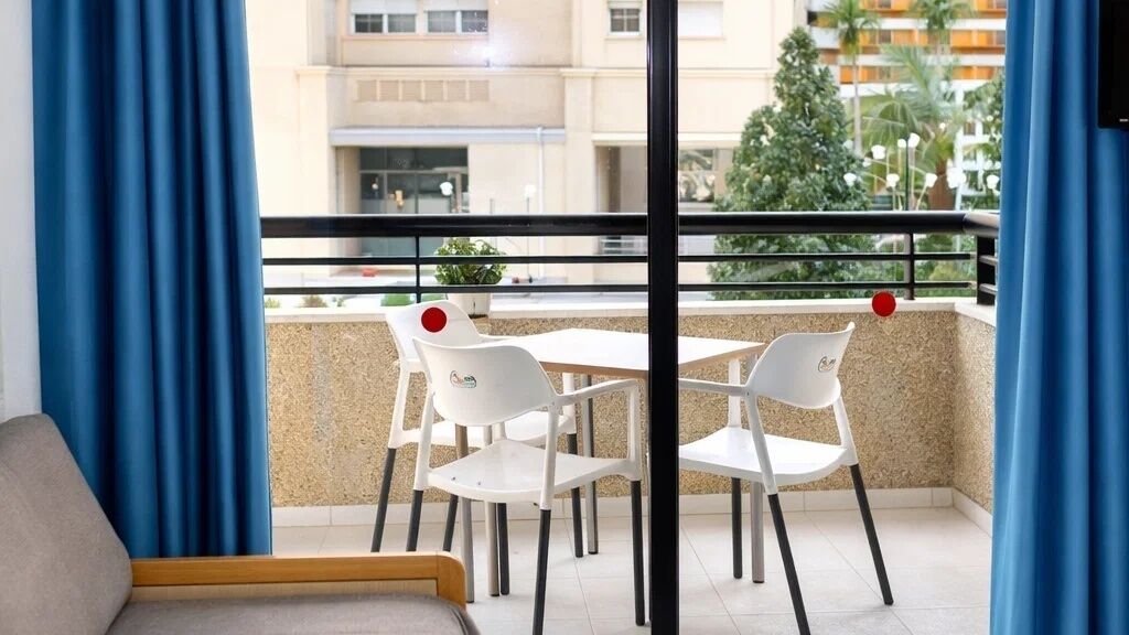 1 bedroom, free cribs/infant beds, WiFi, bed sheets