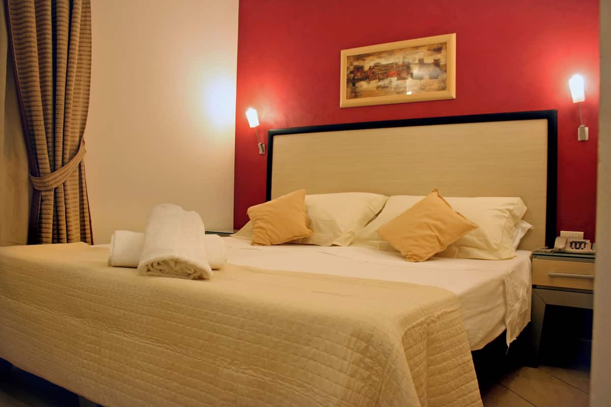 Ropa de cama hipoalergénica, cortinas blackout y insonorización
