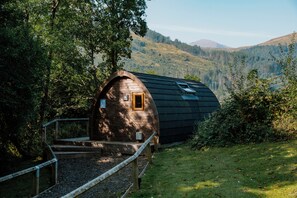 Front of property - Glencoe Youth Hostel (Ballachulish)