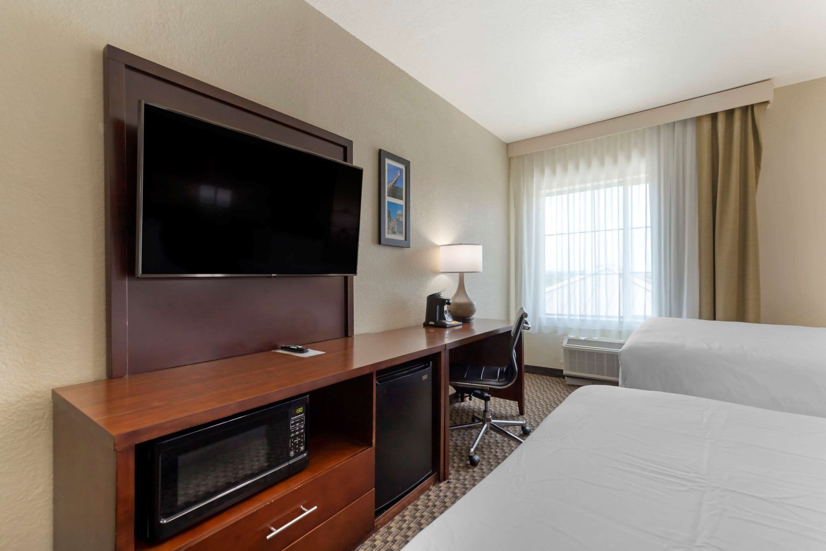 Foto - Comfort Inn & Suites Near Six Flags & Medical Center