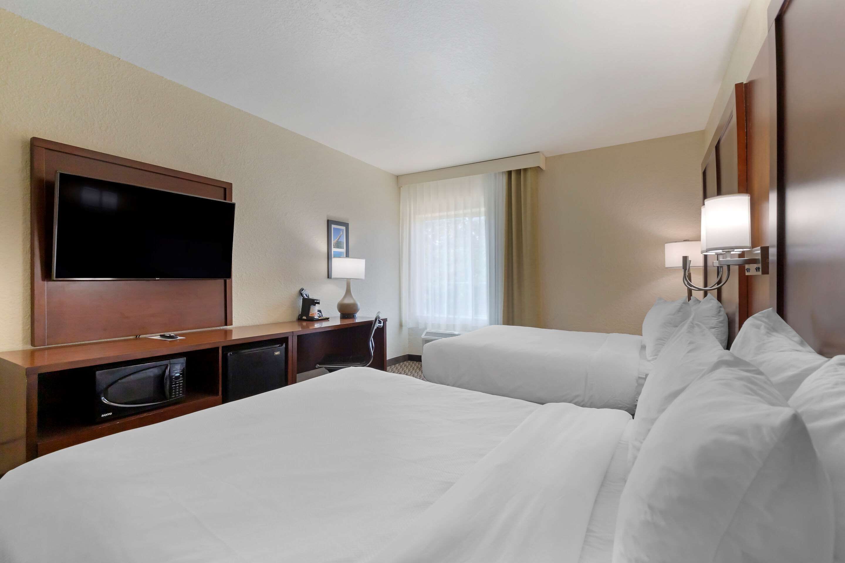 Foto - Comfort Inn & Suites Near Six Flags & Medical Center