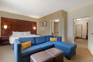 Premium bedding, down comforters, desk, laptop workspace