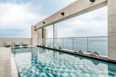 JEN Hong Kong by Shangri-La