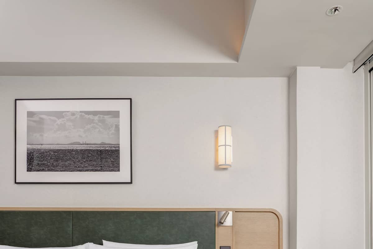 1 bedroom, in-room safe, desk, blackout drapes