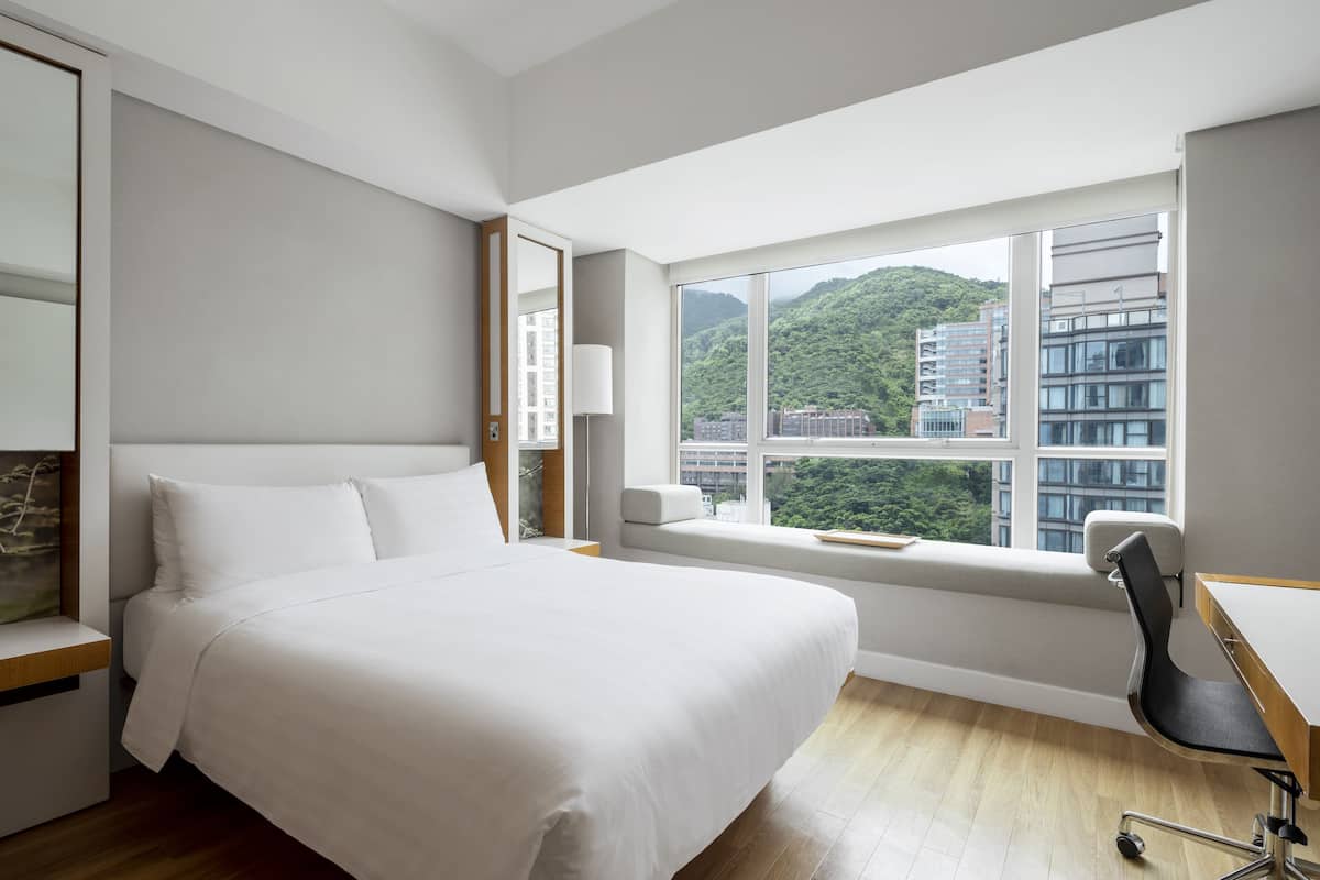 Club-Zimmer, 1 Queen-Bett, Bergblick