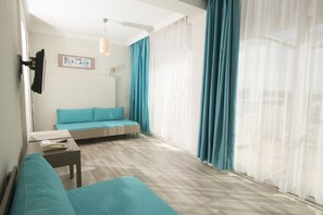 1 Schlafzimmer, Zimmersafe, Schreibtisch, schallisolierte Zimmer