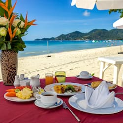 Daily buffet breakfast (THB 400 per person)