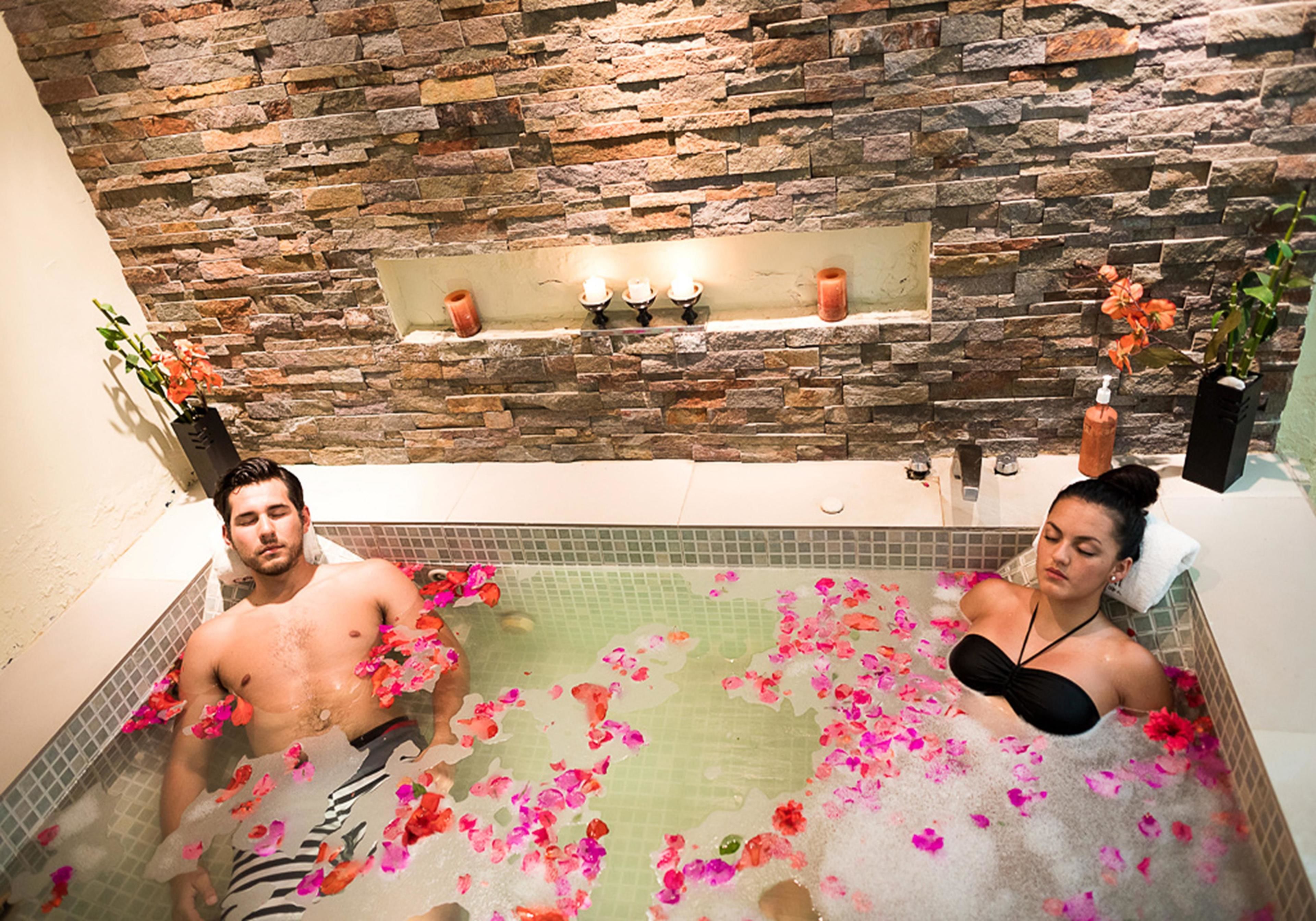 双人护理室、按摩服务