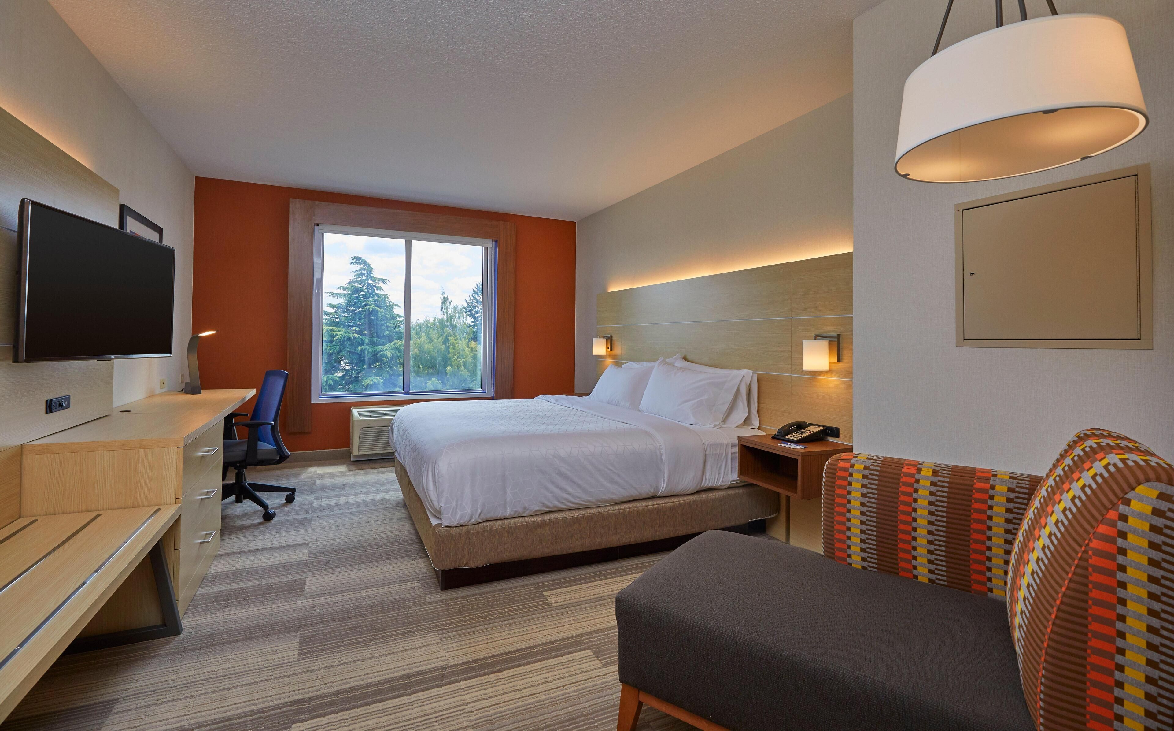 In-room safe, desk, laptop workspace, iron/ironing board