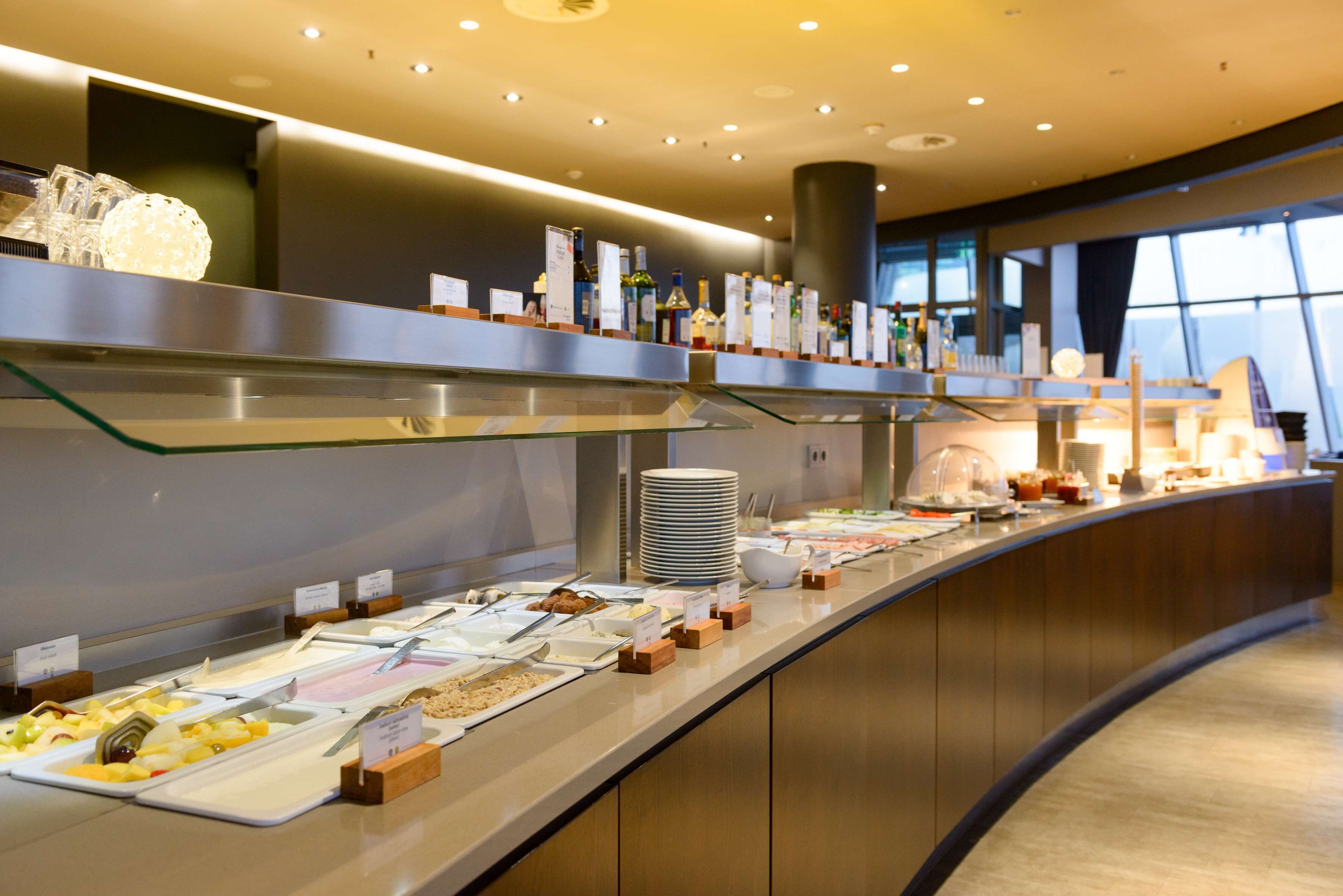 daily buffet breakfast for a fee