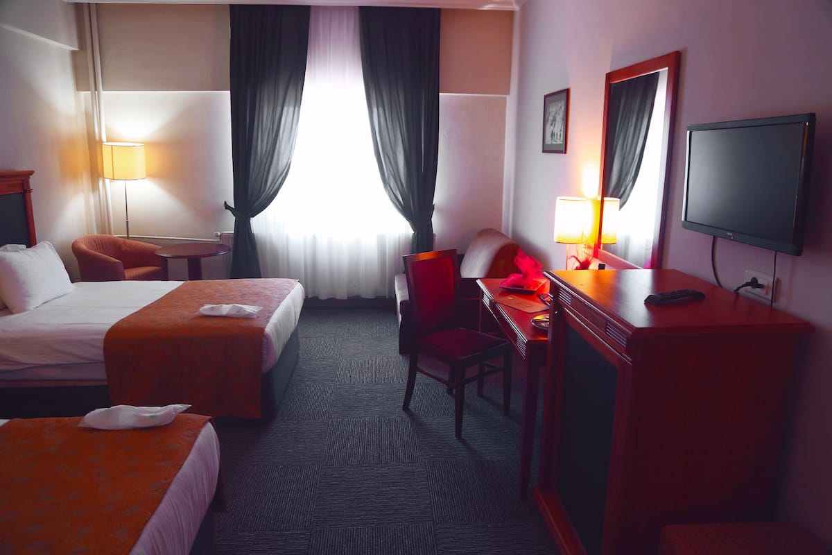 In-room safe, desk, soundproofing, free WiFi