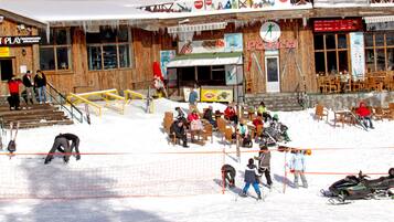 Snow and ski sports