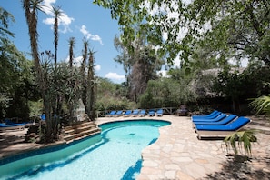Piscine extérieure