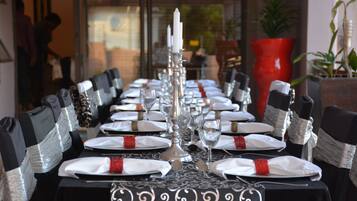 Breakfast (ZAR 110 per person)