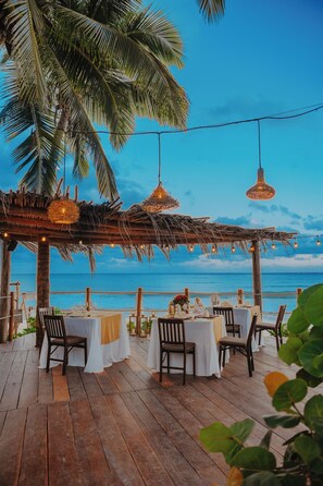 Breakfast and dinner served, Mexican cuisine - Petit Lafitte Hotel (Playa del Carmen)