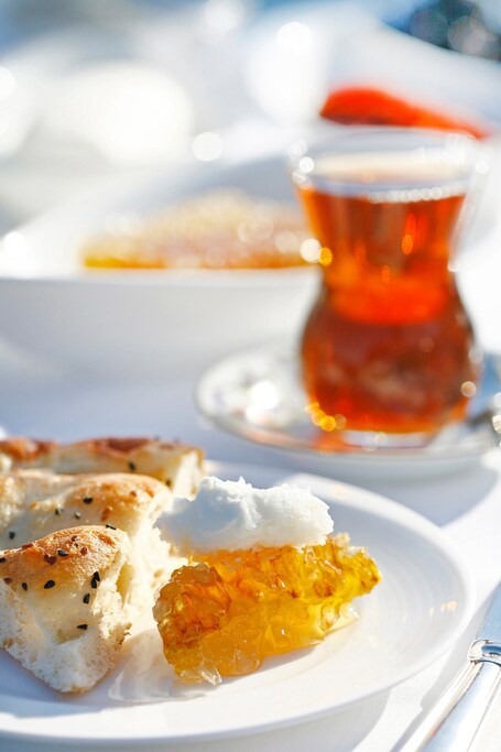 Four Seasons Hotel Istanbul at the Bosphorus - Image 41
