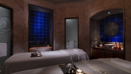 Four Seasons Hotel Istanbul at the Bosphorus - Image 35