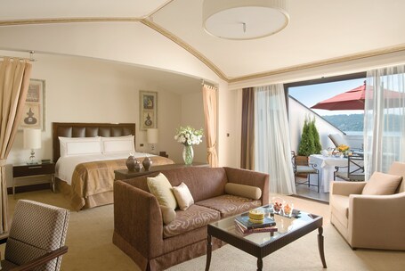 Four Seasons Hotel Istanbul at the Bosphorus - Image 44
